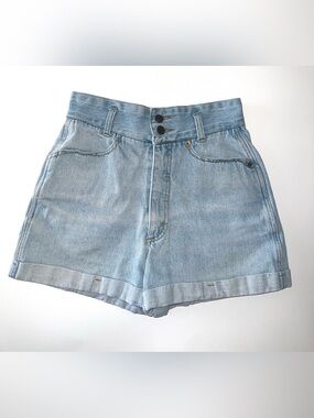 Vintage Chazzz High-Waist Light Blue Denim Cuffed Shorts Sz 7